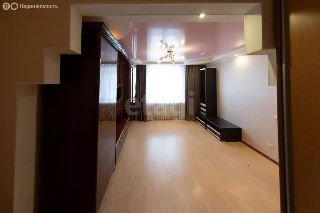 3-комнатная квартира: Альметьевск, улица Ленина, 117 (60.9 м) - Фото 2