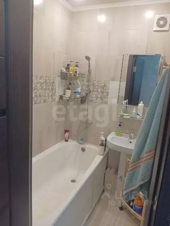 2-к кв. Томская область, Северск ул. Калинина, 91 (43.0 м) - Фото 2