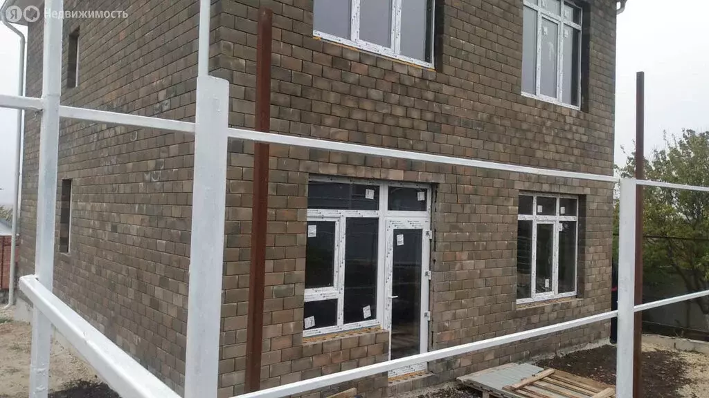 Дом в Азов, Полевой переулок (120 м) - Фото 1