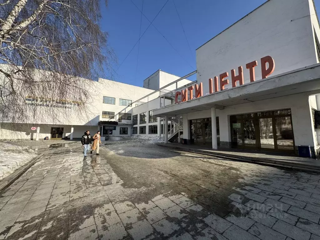 Помещение свободного назначения в Свердловская область, Екатеринбург ... - Фото 2