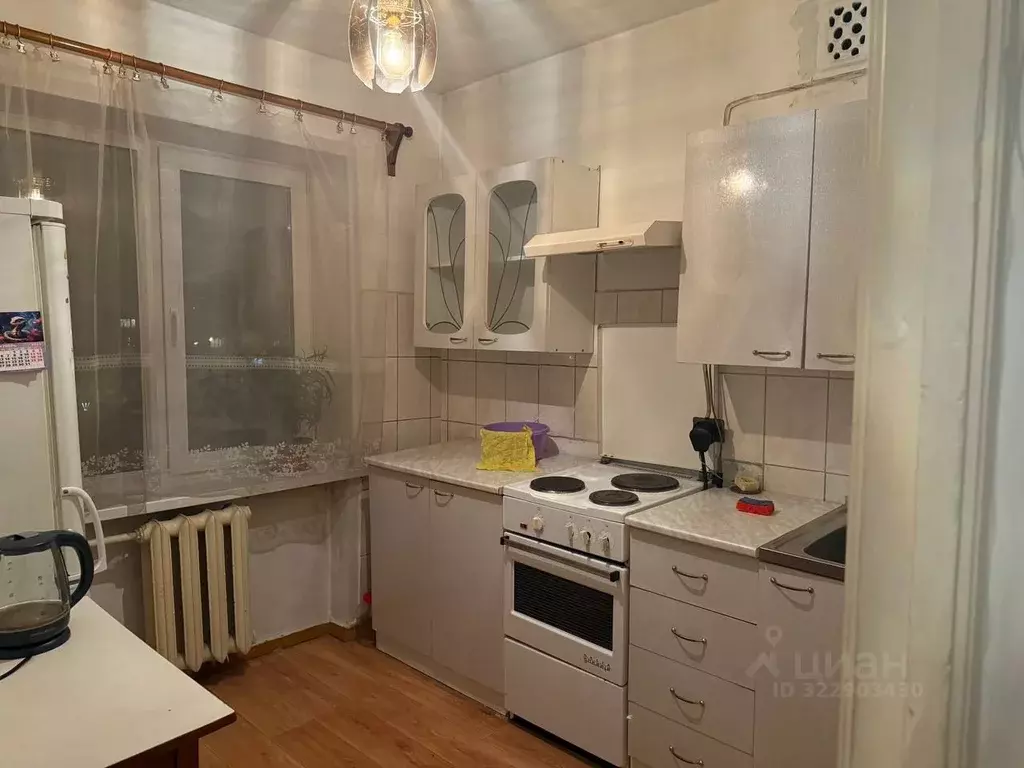 1-к кв. Иркутская область, Иркутск ул. Розы Люксембург, 229 (35.0 м) - Фото 0