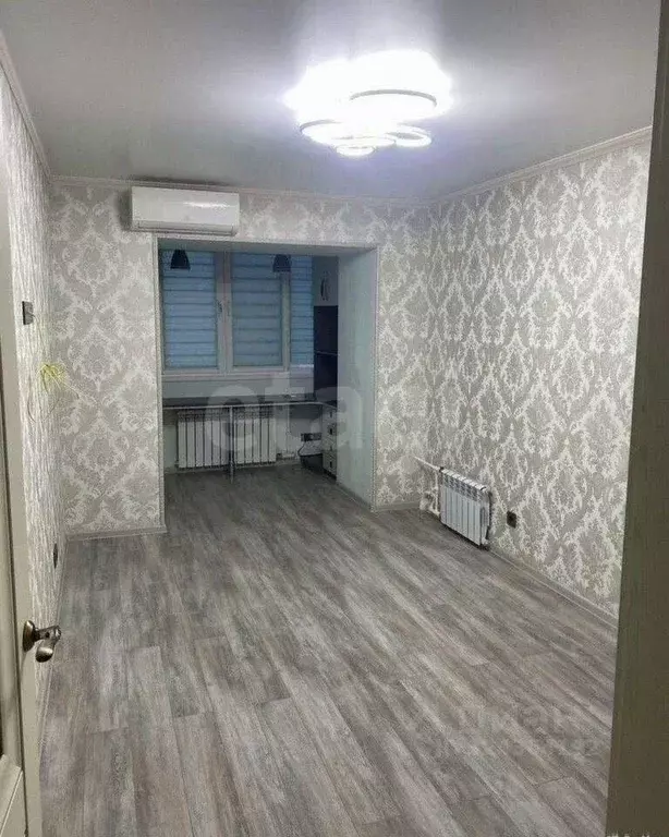 3-к кв. Калужская область, Калуга ул. Калужского Ополчения, 3 (73.8 м) - Фото 2