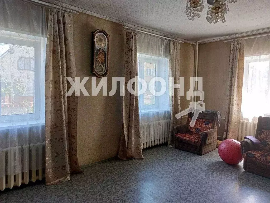 Дом в Хакасия, Абакан Ольховая ул. (220 м) - Фото 0