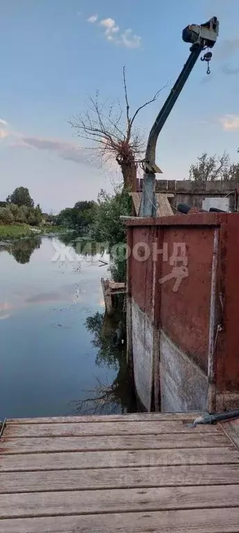 Дом в Астраханская область, Камызякский район, Кировский рп ул. ... - Фото 1