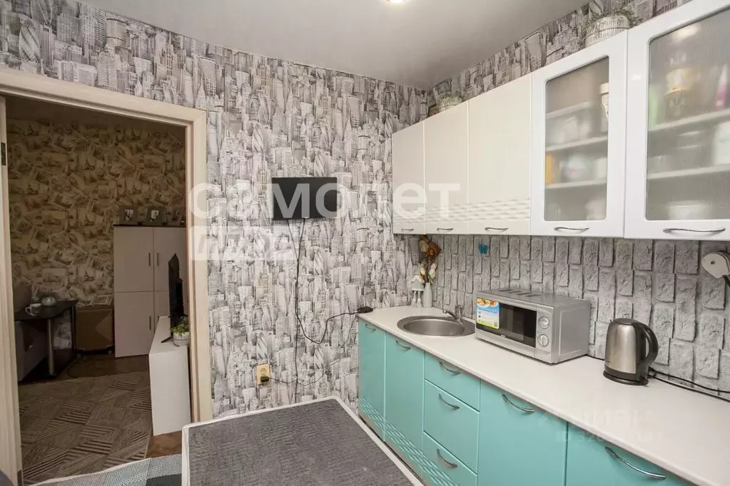 3-к кв. Кемеровская область, Кемерово Космическая ул., 13 (46.4 м) - Фото 2