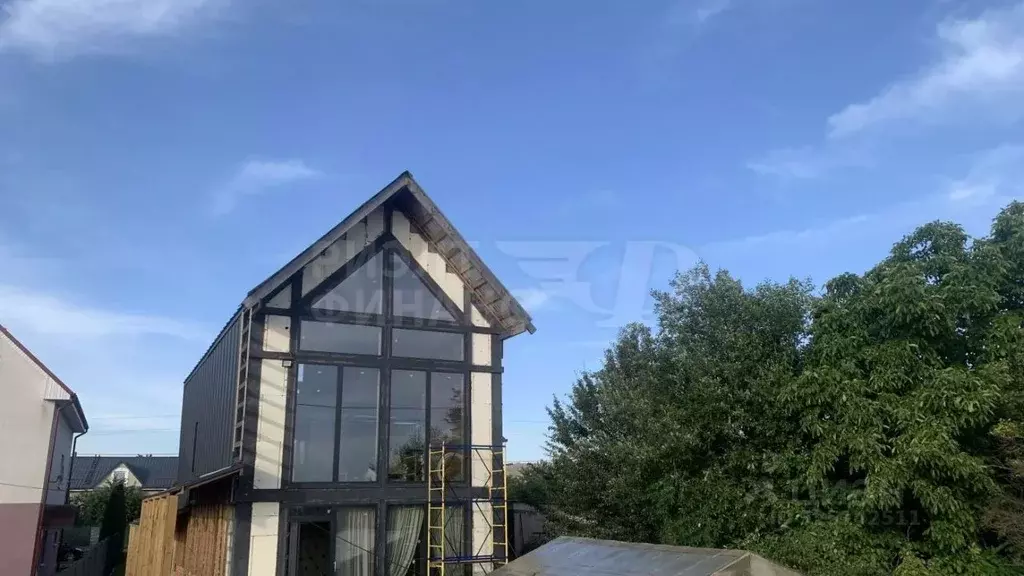 Дом в Калининградская область, Гурьевский муниципальный округ, пос. ... - Фото 1