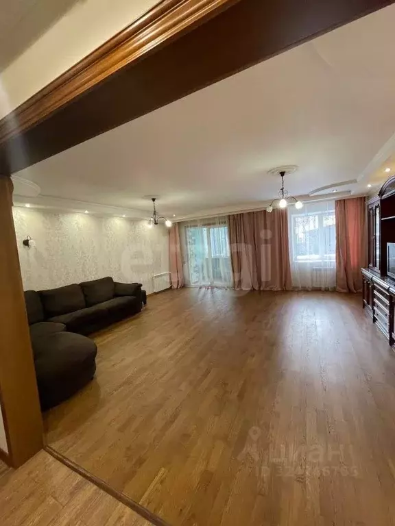 3-к кв. Татарстан, Казань ул. Восстания, 84 (100.0 м) - Фото 1