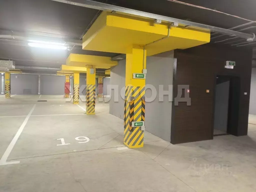 Гараж в Алтайский край, Барнаул Шервуд жилой комплекс (23 м) - Фото 1