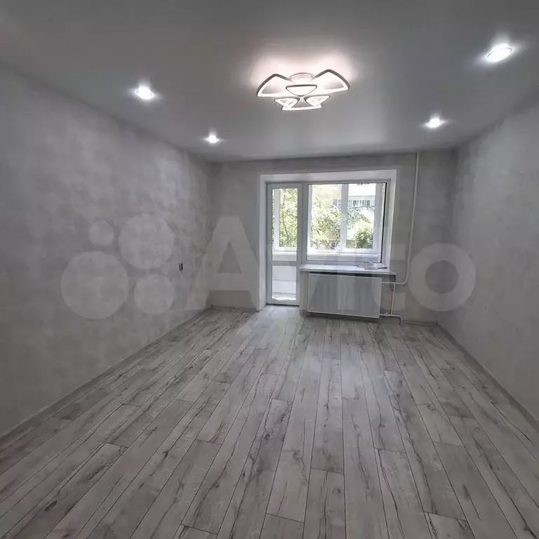 3-к. квартира, 59,4 м, 2/5 эт. - Фото 0