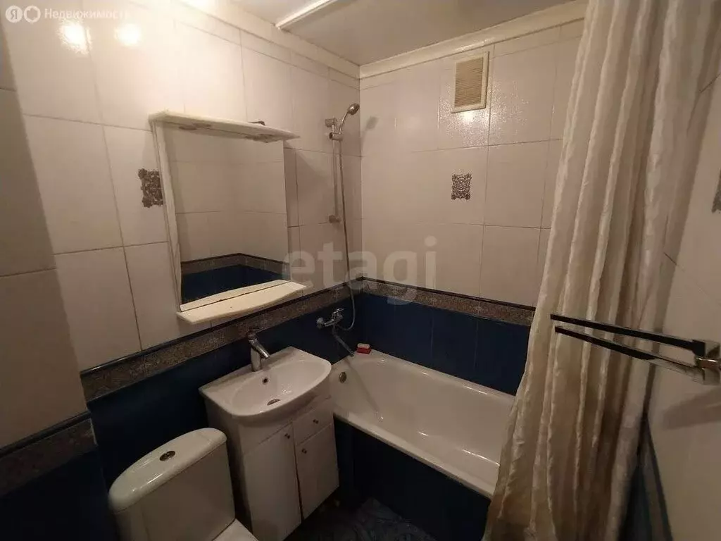 2-комнатная квартира: Владикавказ, улица Леонова, 11к3 (45 м) - Фото 1