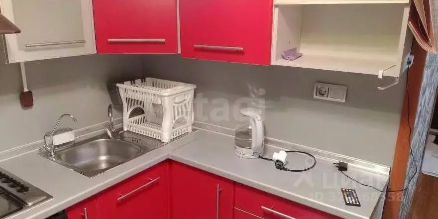 3-к кв. Тюменская область, Тюмень ул. Республики, 172 (42.0 м) - Фото 1