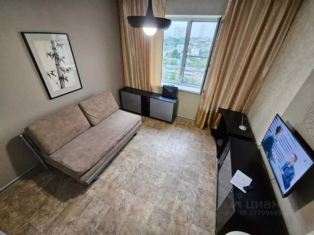 Студия Приморский край, Владивосток Сахалинская ул., 56 (24.0 м) - Фото 1