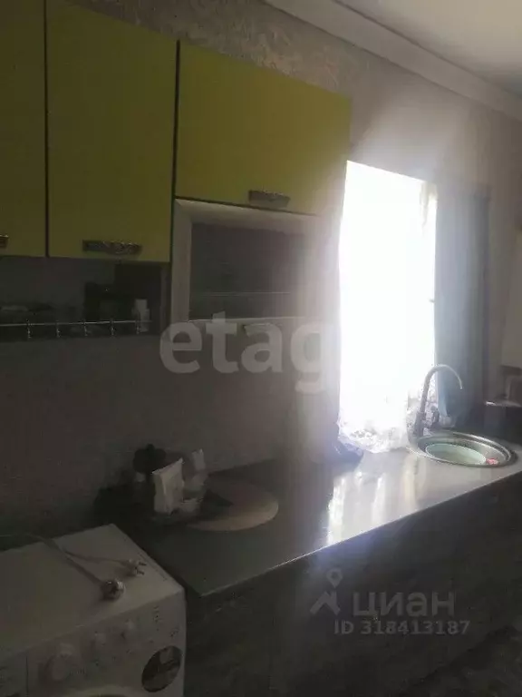 Дом в Ростовская область, Батайск Труд ДНТ, 16-я линия (82 м) - Фото 1