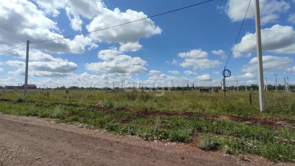 Участок в Башкортостан, Стерлитамакский район, д. Казадаевка, Любажи ... - Фото 0