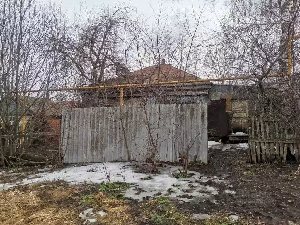 Дом в Воронежская область, Грибановский пгт ул. Революции, 11 (46 м) - Фото 0