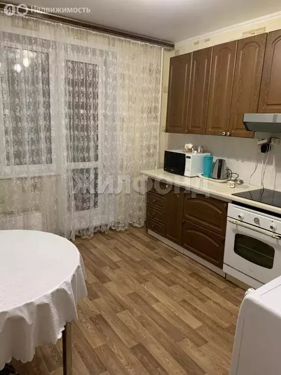 2-комнатная квартира: Тольятти, Тополиная улица, 50 (61.1 м) - Фото 2