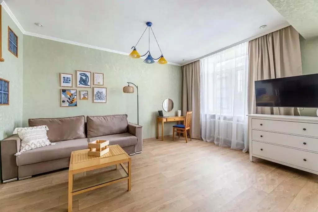 2-к кв. Татарстан, Казань ул. Парижской Коммуны, 4 (60.0 м) - Фото 2