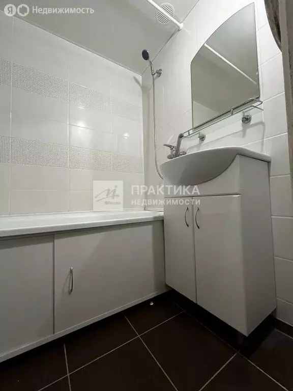 2-комнатная квартира: Нижнекамск, проспект Мира, 107 (51 м) - Фото 1