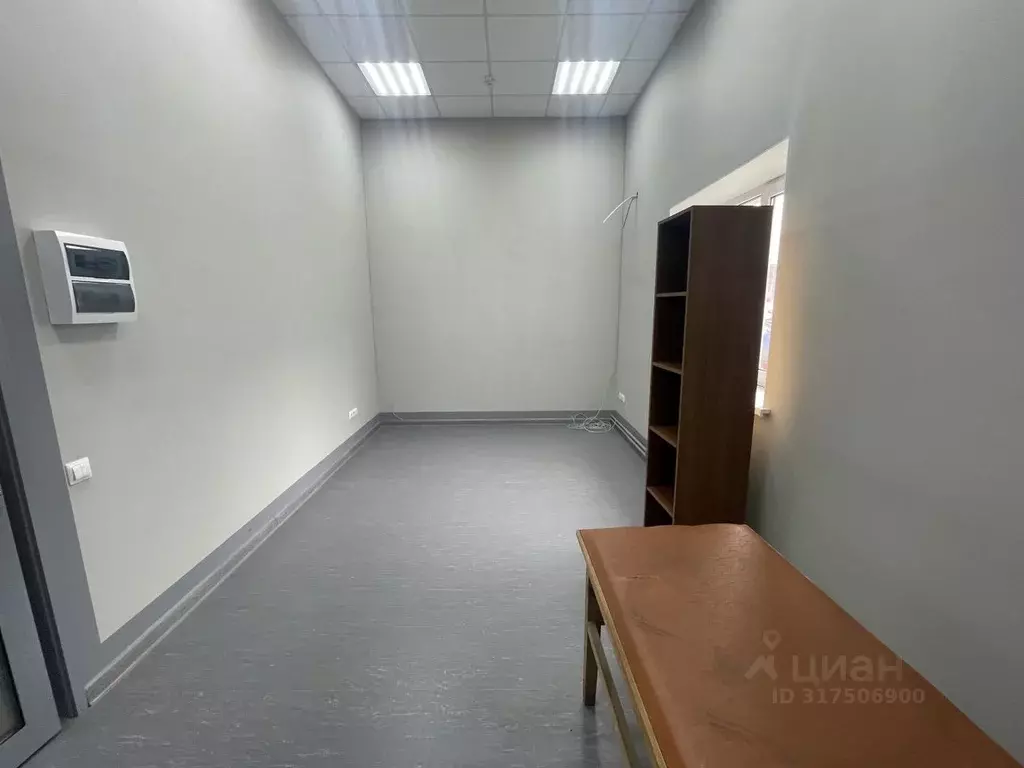 Офис в Челябинская область, Челябинск просп. Ленина, 27 (40 м) - Фото 0