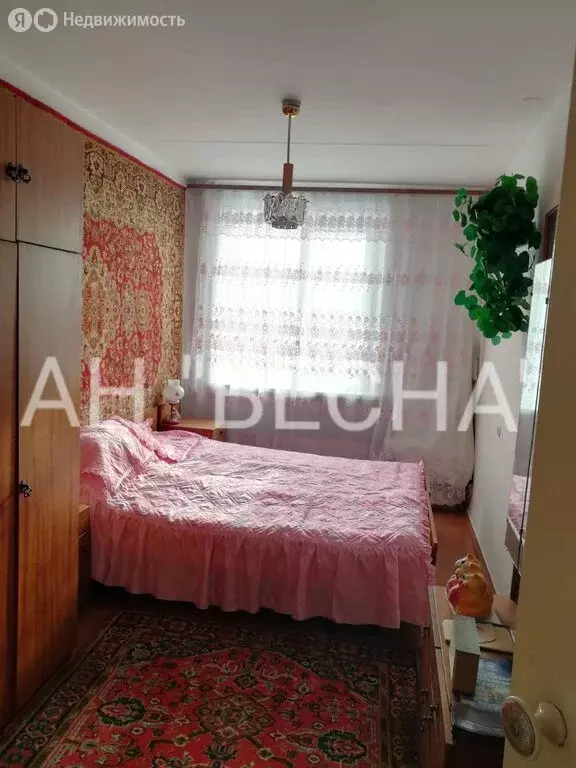 3-комнатная квартира: Искитим, микрорайон Южный, 9 (60 м) - Фото 1