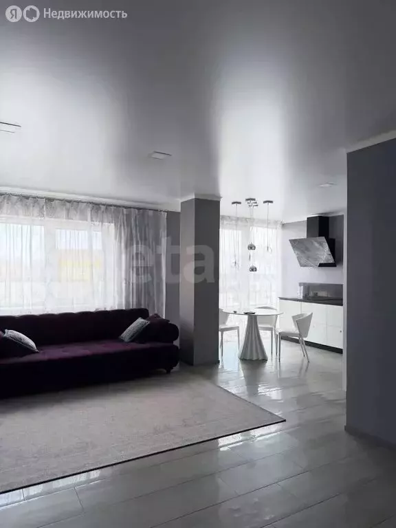 3-комнатная квартира: Энгельс, Коммунистическая улица, 24 (88.8 м) - Фото 2