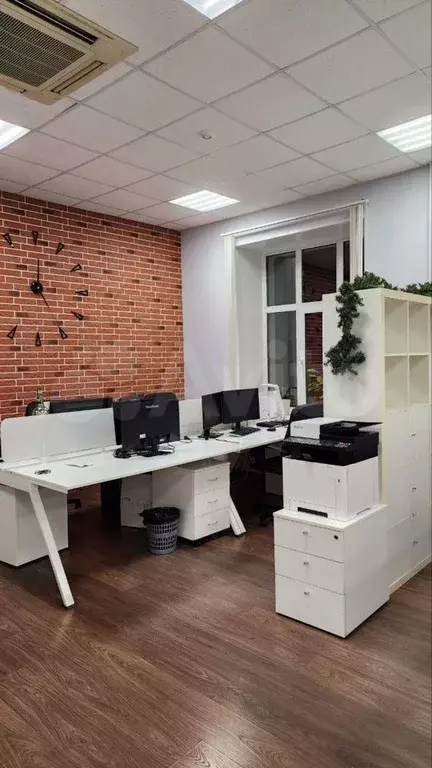 Офисное помещение 125.5 кв.м от собственника - Фото 1