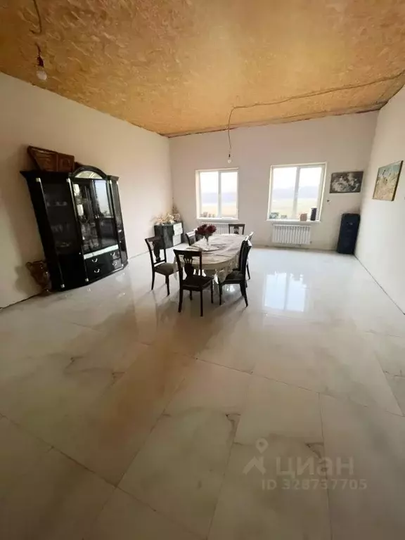 Дом в Белгородская область, Белгородский район, Пушкарское с/пос, с. ... - Фото 1