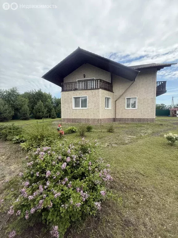 Дом в село Новопетровка, Зейская улица, 35 (202 м) - Фото 2