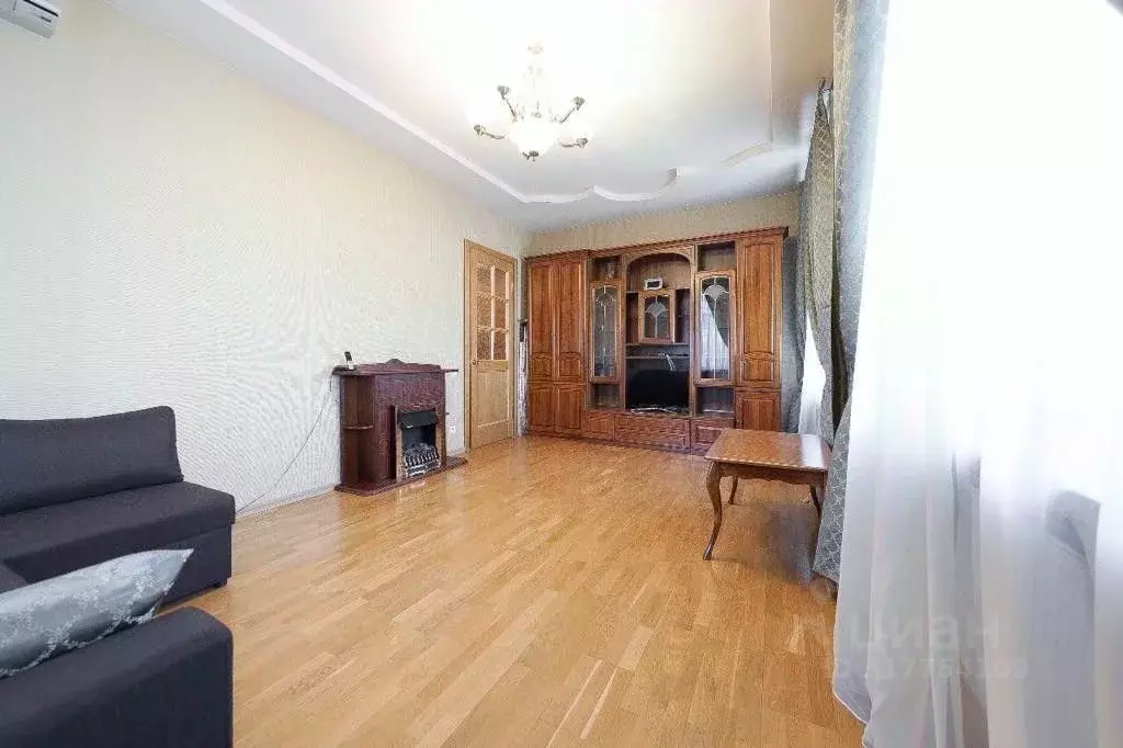 3-к кв. Санкт-Петербург Московский просп., 75 (75.0 м) - Фото 1