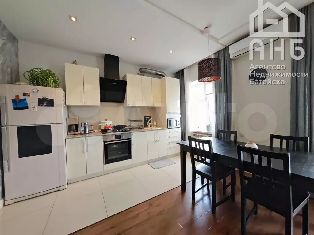 2-к. квартира, 54 м, 2/4 эт. - Фото 1
