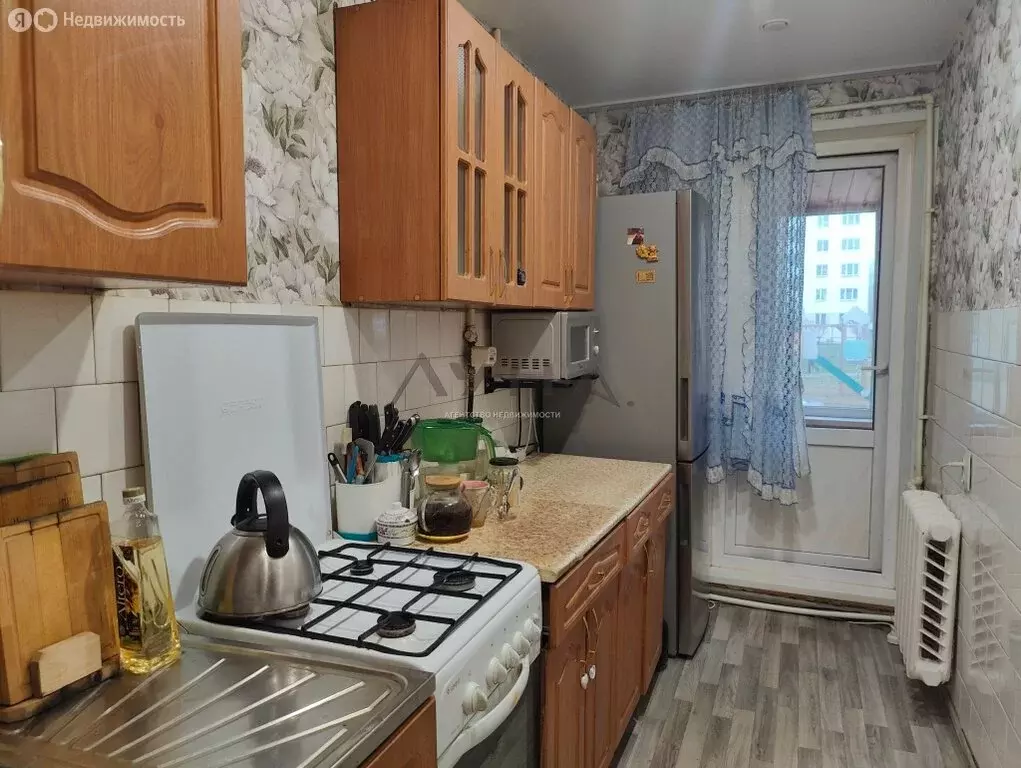 2-комнатная квартира: Набережные Челны, посёлок ЗЯБ, переулок ... - Фото 1