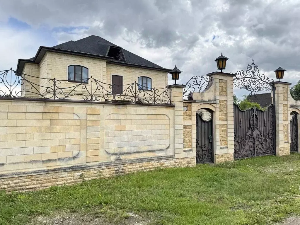 Дом в Московская область, Красногорск городской округ, д. Захарково 28 ... - Фото 1