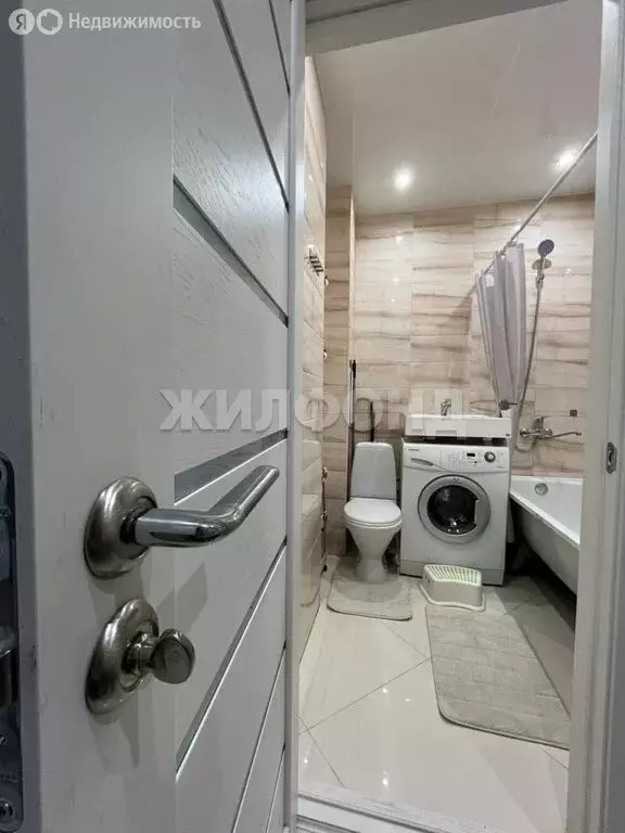 Квартира-студия: Новосибирск, улица Виктора Уса, 4 (28 м) - Фото 2