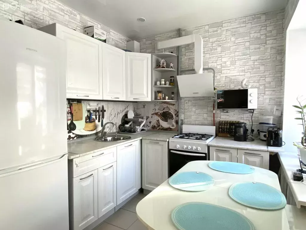 2-комнатная квартира: Киров, Троллейбусный переулок, 5А (41.3 м) - Фото 1