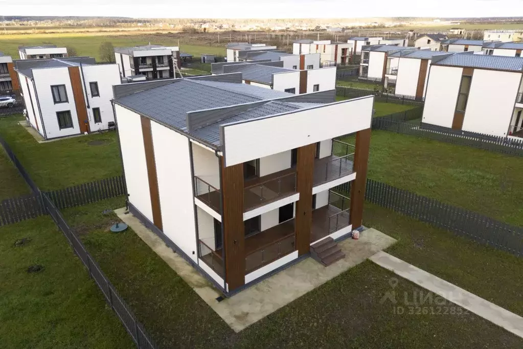 Дом в Ленинградская область, Ломоносовский район, Аннинское городское ... - Фото 2