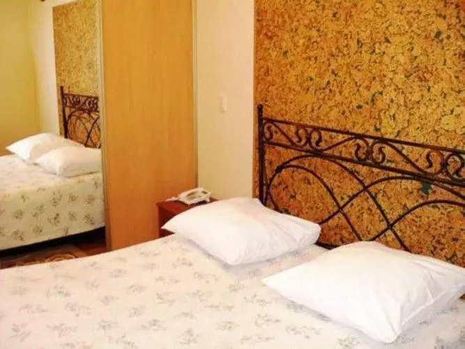Комната Брянская область, Брянск ул. 50-й Армии, 6а (18.0 м) - Фото 1