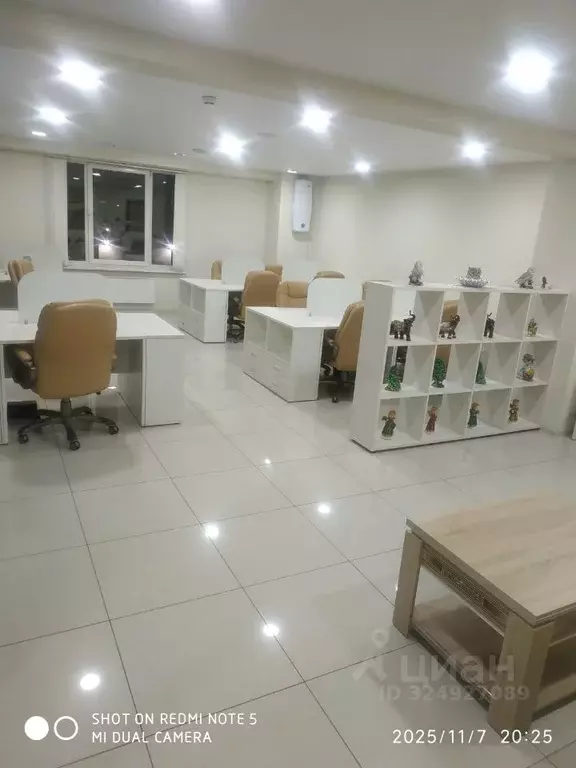 Офис в Свердловская область, Екатеринбург ул. Коминтерна, 16 (91 м) - Фото 1