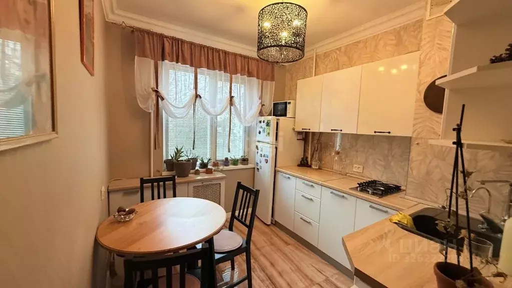 2-к кв. Крым, Симферополь ул. Куйбышева (50.0 м) - Фото 2