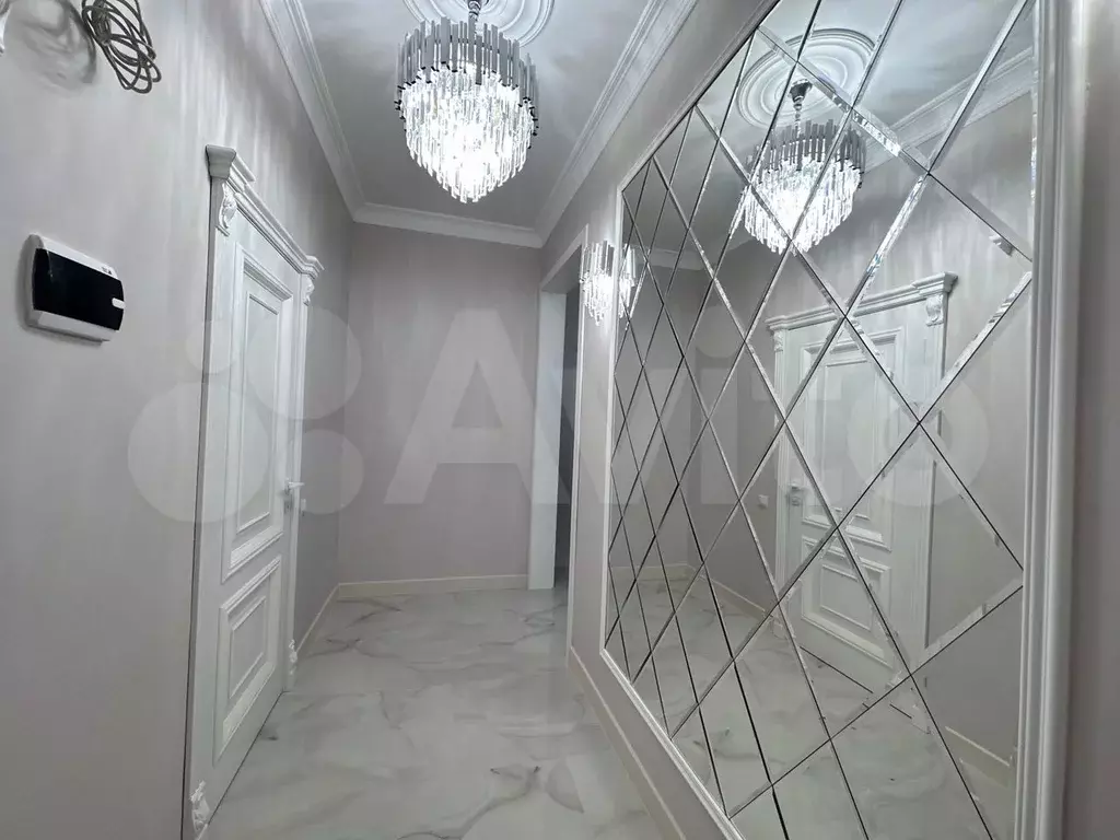 1-к. квартира, 52 м, 1/4 эт. - Фото 1