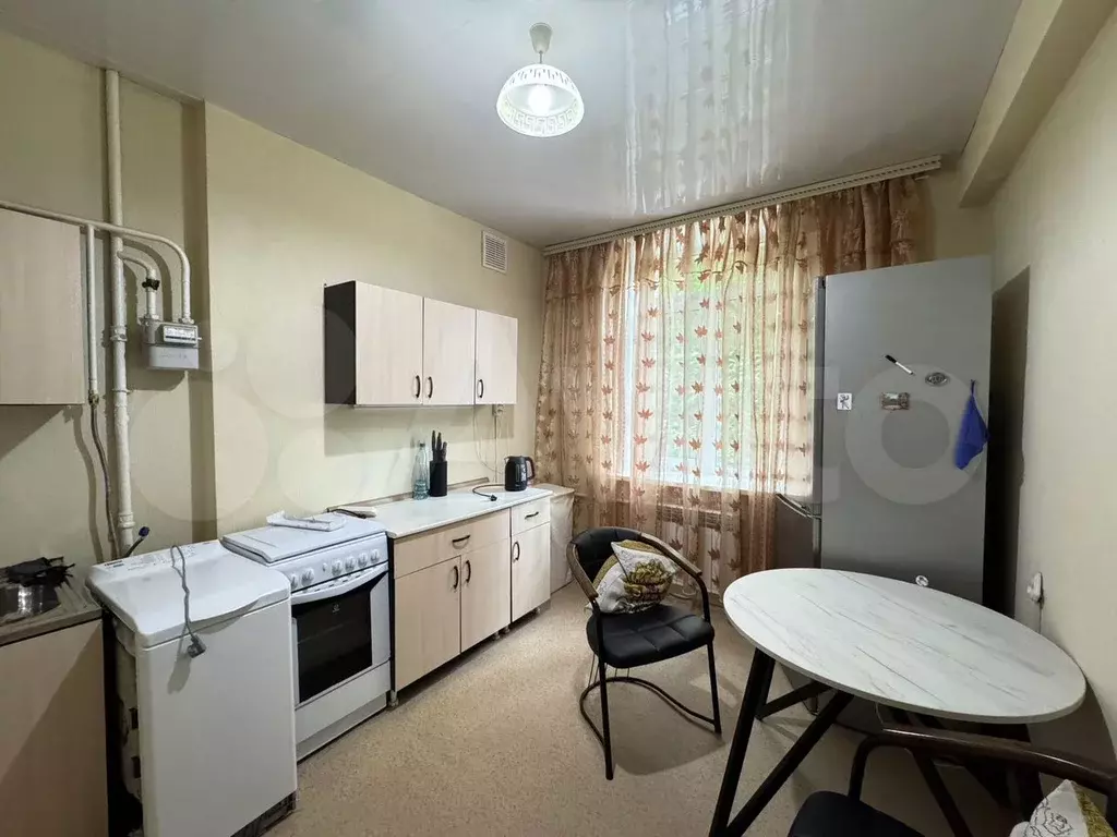 2-к. квартира, 60 м, 2/4 эт. - Фото 1