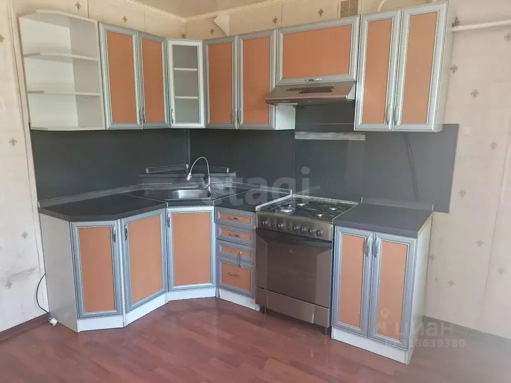 2-к кв. Смоленская область, Смоленск Автозаводская ул., 46в (59.4 м) - Фото 0