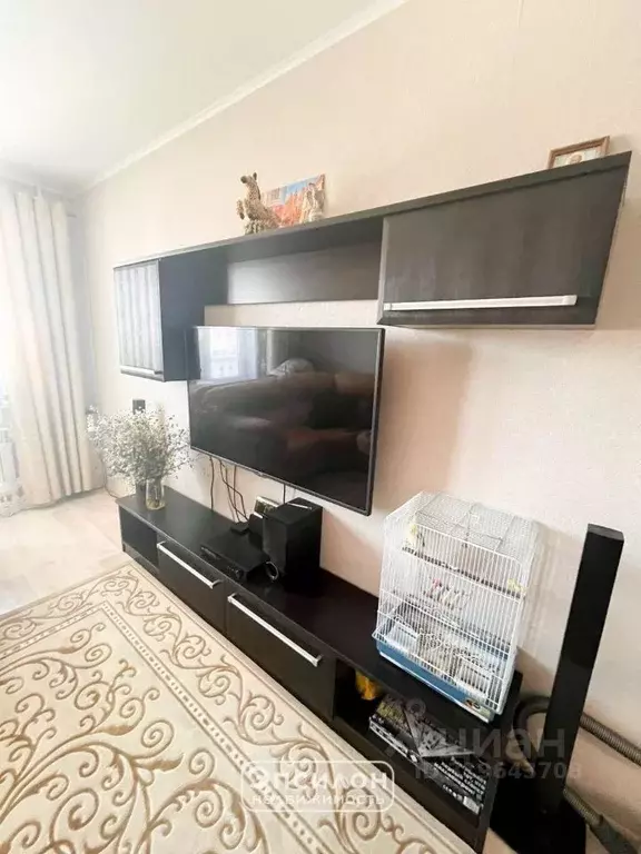 3-к кв. Курская область, Курск ул. Домостроителей, 8 (80.87 м) - Фото 1