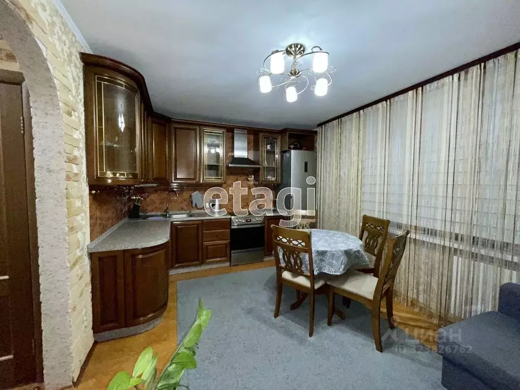 3-к кв. Тюменская область, Тюмень Тарманы мкр, ул. Малышева, 14 (71.0 ... - Фото 1