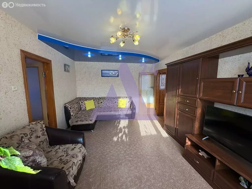 3-комнатная квартира: Новоалтайск, улица Геологов, 88 (54.6 м) - Фото 1