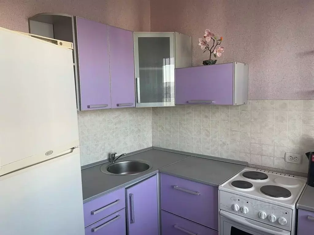1-к кв. Самарская область, Тольятти ул. 40 лет Победы, 2 (35.0 м) - Фото 0