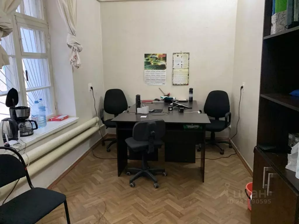 Офис в Севастополь ул. Карантинная, 23А (14 м) - Фото 1