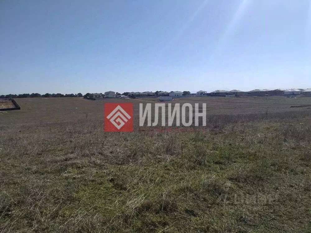 Участок в Крым, Симферопольский район, Мирновское с/пос, с. ... - Фото 1