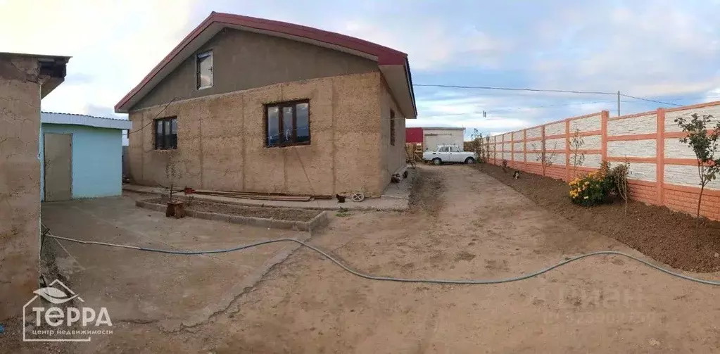 Дом в Крым, Сакский район, с. Суворовское ул. Северная, 17 (104 м) - Фото 1