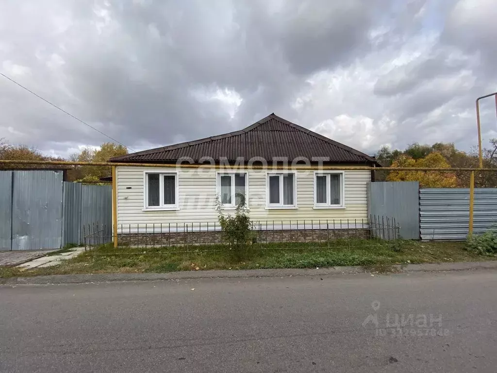 Дом в Курская область, Курск ул. Нижняя Казацкая (97 м) - Фото 1