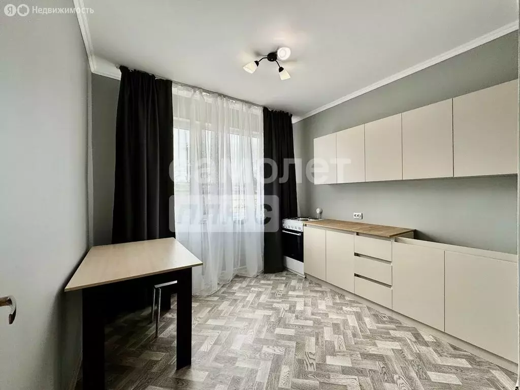 1-комнатная квартира: посёлок Совхозный, улица А. А. Кладя, 5 (36.4 м) - Фото 1